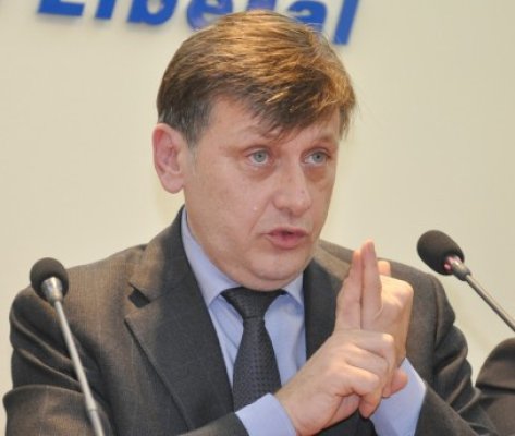 Antonescu: Nu avem în vedere o suspendare a lui Băsescu din funcţie
